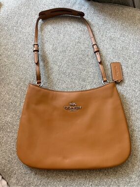 Coach | Bags | Coach Purse Classic Signature Brown E59f15067 Coach | Bags | Coach Purse Classic Signature Brown E59f15067